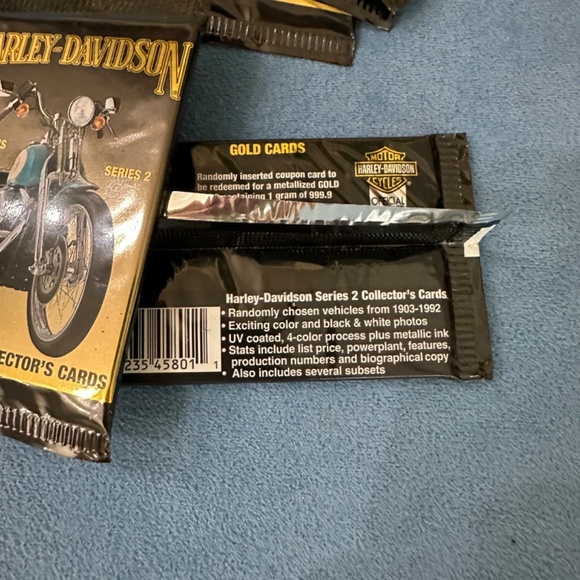 5 packs of 1992 Harley Davidson Collector’s Cards, series 2, factory sealed - Picture 4 of 4